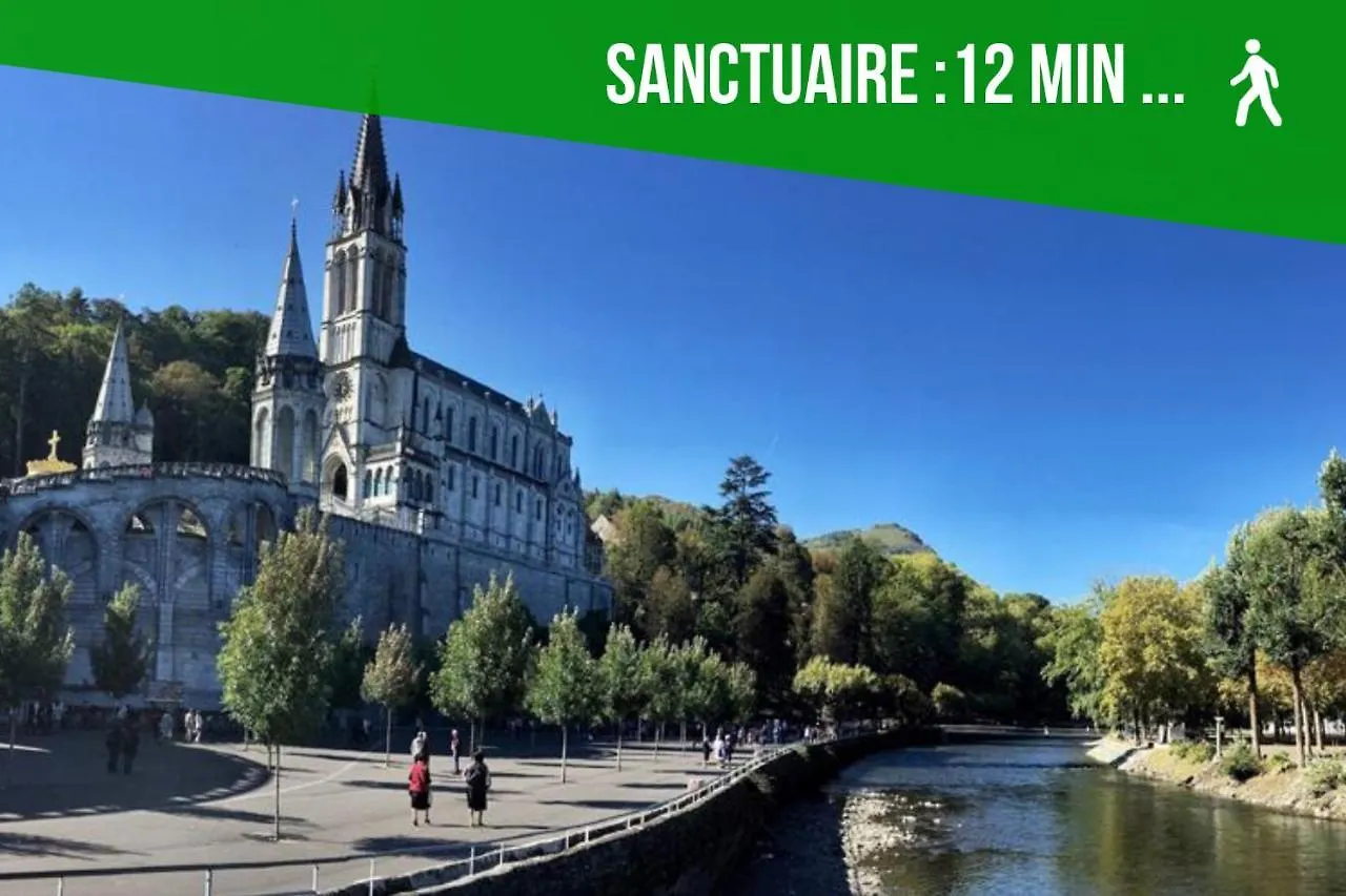 Loc Trotteur Le Graphite T2 Grand Confort Terrasse Lourdes